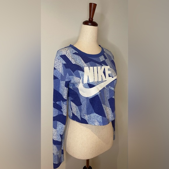 Nike long sleeve crop top: Blue - Picture 3 of 6